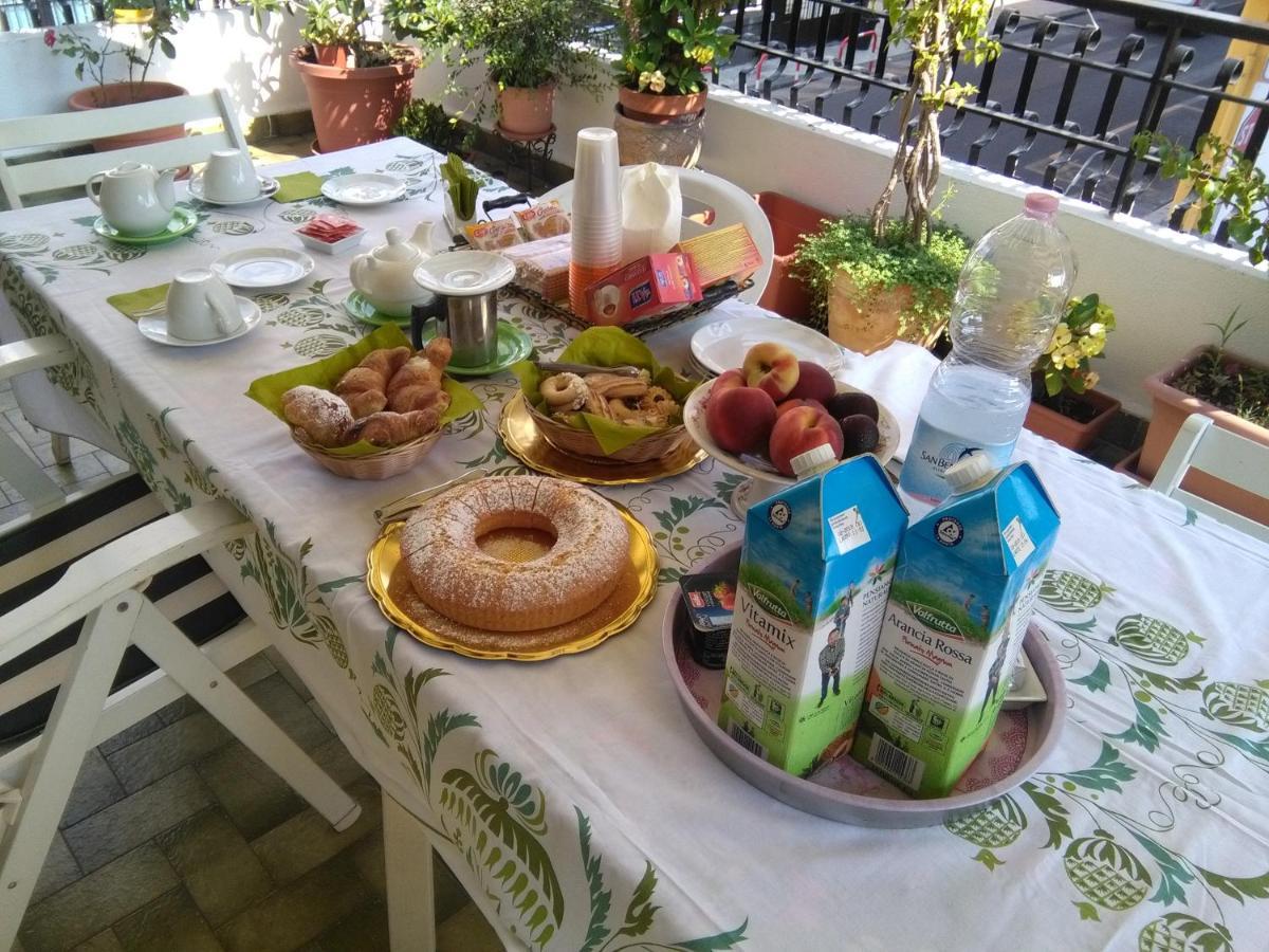 Bed and Breakfast La Castellese Ачи Костелло Экстерьер фото